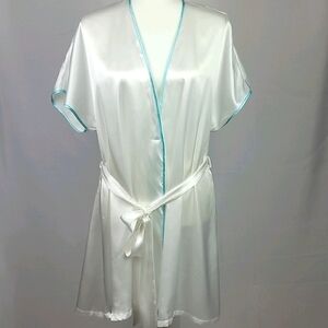 New Linea Sonatella bridesmaid Robe size L / XL